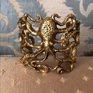 Perry Gragano Cuff Bracelet in Gold